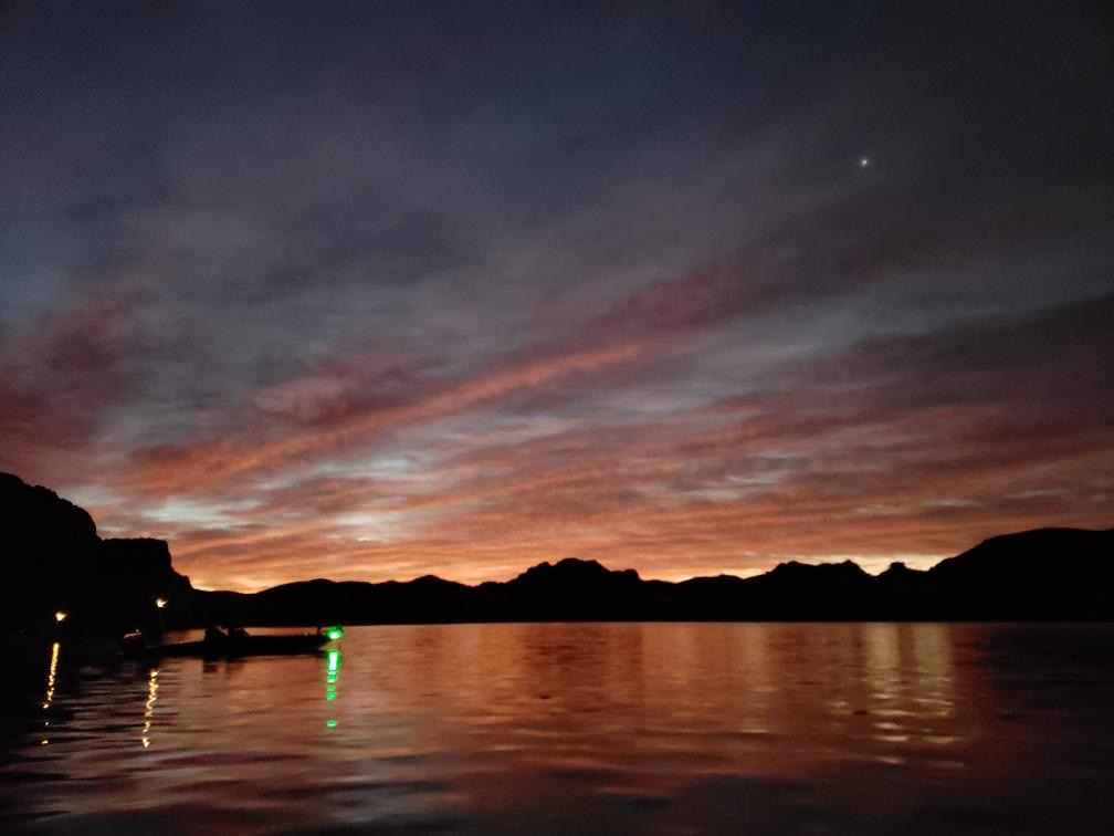 glowy sunset at Saguaro Lake